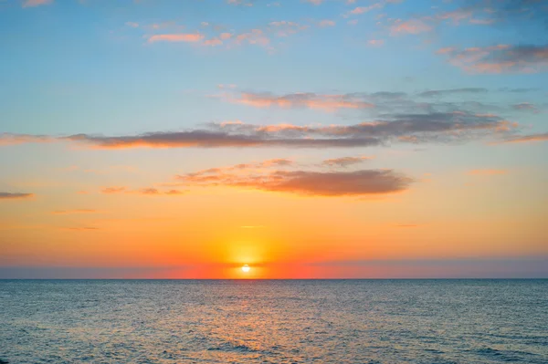 Solnedgång i havet — Stockfoto