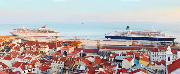 Quayside Lisabon, Portugalsko — Stock fotografie