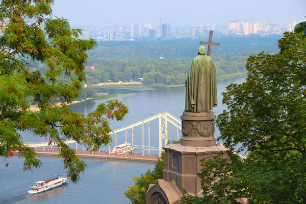 St Vladimir staue. Kiev, Oekraïne — Stockfoto