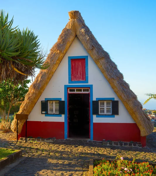 Santana Madeira Adası Portekiz Deki Geleneksel Ünlü Kır Evi — Stok fotoğraf