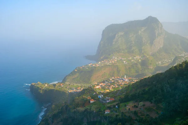 Landscape Maderia Village Mountains Ocean Madeira Island Portugal — Stock Photo, Image