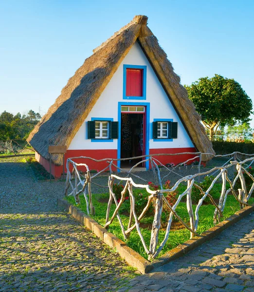 Santana Madeira Adası Portekiz Deki Geleneksel Ünlü Kır Evi — Stok fotoğraf