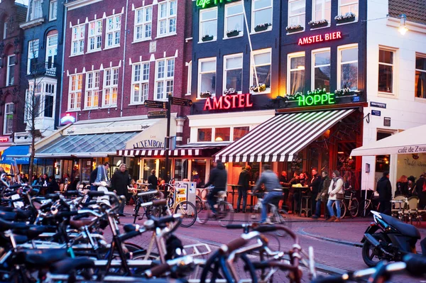 Amsterdam altstadt — Stockfoto