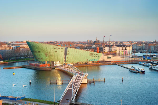 Nemo museum in Amsterdam — Stockfoto