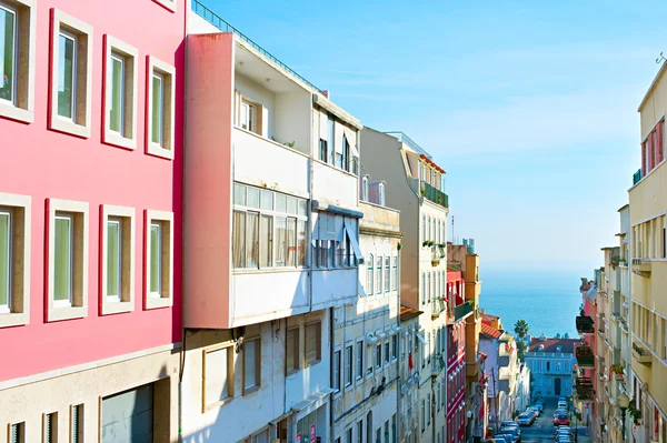 Lizbon sokakta şehir merkezinde — Stok fotoğraf