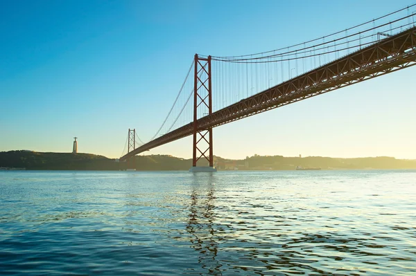 Red Lisbon Bridge — Stock Photo, Image