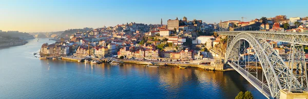 Skyline de Oporto, Portugal — Foto de Stock