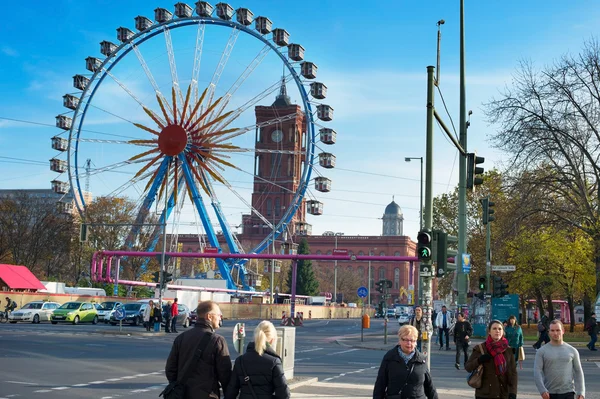 Roda Ferris di Alexanderplatz — Stok Foto