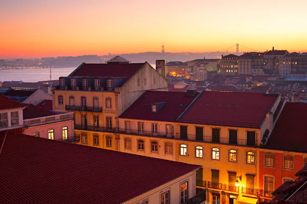 A naplemente, Lisszabon Alfama — Stock Fotó