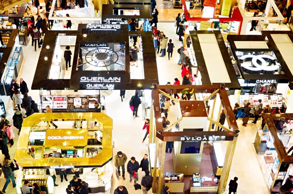 Galeries Lafayette negozio di lusso — Foto Stock