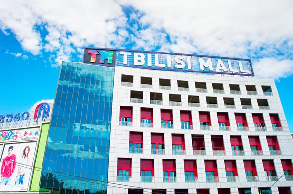 Centro comercial Tbilisi exterior — Foto de Stock