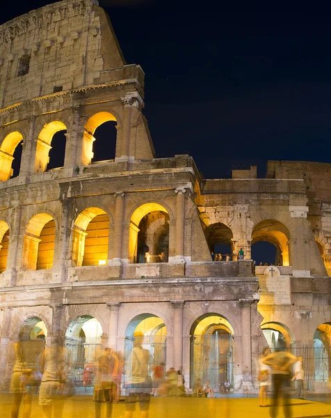 Colisée, Rome la nuit — Photo