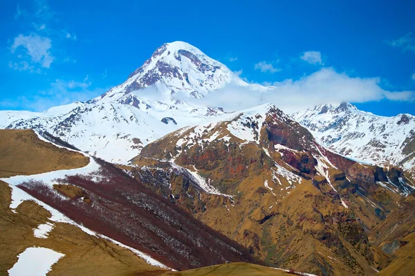 Kazbek dağlar, Georgia — Stok fotoğraf