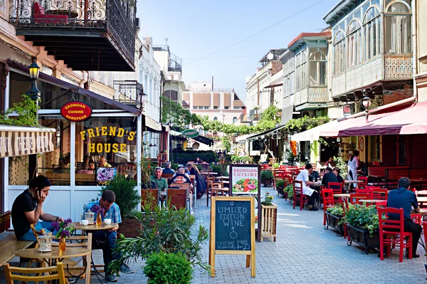 Tbilisi utomhus restaurang — Stockfoto