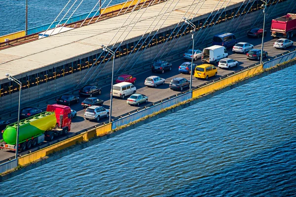 Problem ruchu na moście — Zdjęcie stockowe