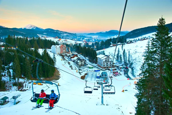 Ski lift on Bukovel — Stock Photo, Image