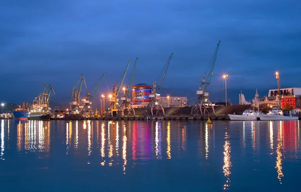 Průmyslové námořní přístav v Batumi — Stock fotografie