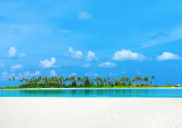 Plage tropicale aux Maldives — Photo