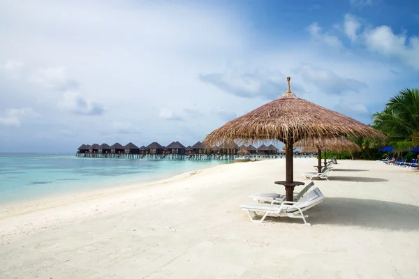 Tropical beach in Maldives — Stock Photo, Image