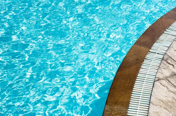 Agua azul de la piscina — Foto de Stock