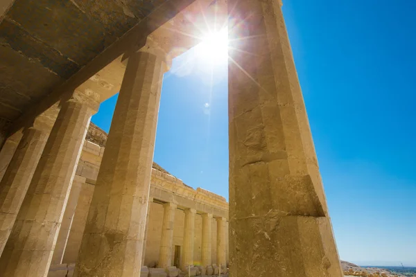 Templo de Hatshepsut perto de Luxor — Fotografia de Stock