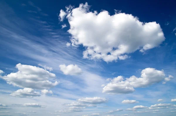 Clouds in the blue sky — Stock Photo, Image