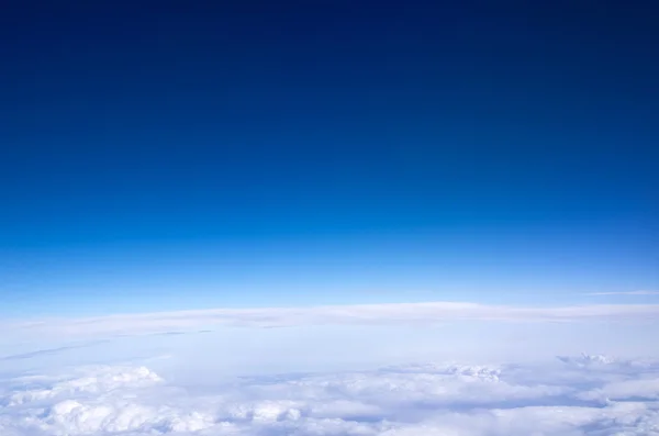 Céu azul fundo — Fotografia de Stock