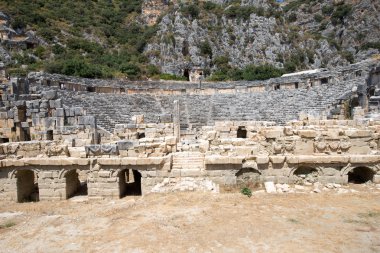 Myra'da antik kaya mezarları