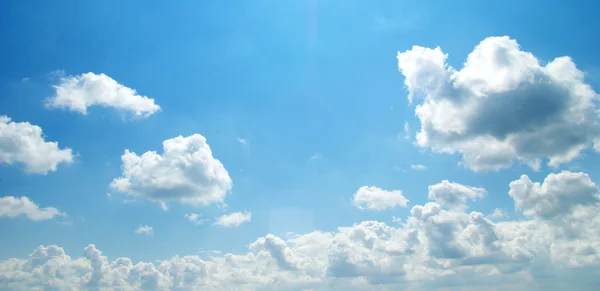 Céu azul fundo — Fotografia de Stock