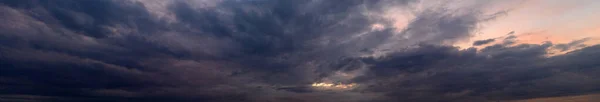 배경의 아름다운 파노라마 하늘의 자연환경 — 스톡 사진
