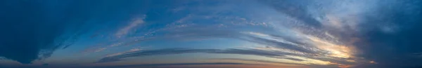 Panorama Nebe Krásný Mrak Pozadí Oblohy Východ Slunce Pozadí Sky — Stock fotografie