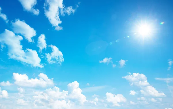 Sfondo Cielo Blu Con Piccola Nuvola — Foto Stock