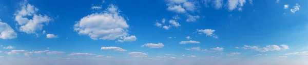 Панорама Синее Небо Белые Облака Пушистое Облако Фоне Голубого Неба — стоковое фото
