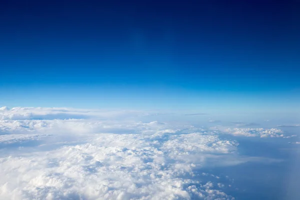 Nuvole Nel Cielo Blu — Foto Stock