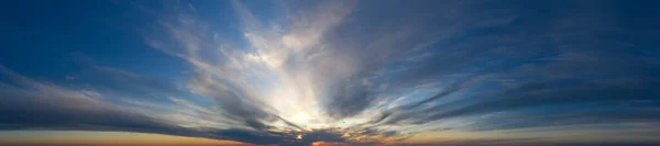 Panoramahimmel Schöne Wolke Hintergrund Des Sonnenaufgangs Hintergrund Der Sky Banner — Stockfoto