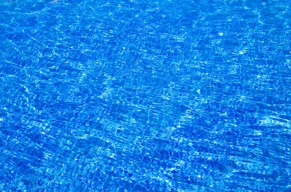 Blue pool water — Stock Photo, Image