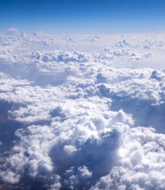 Hava gökyüzü ve bulutlar