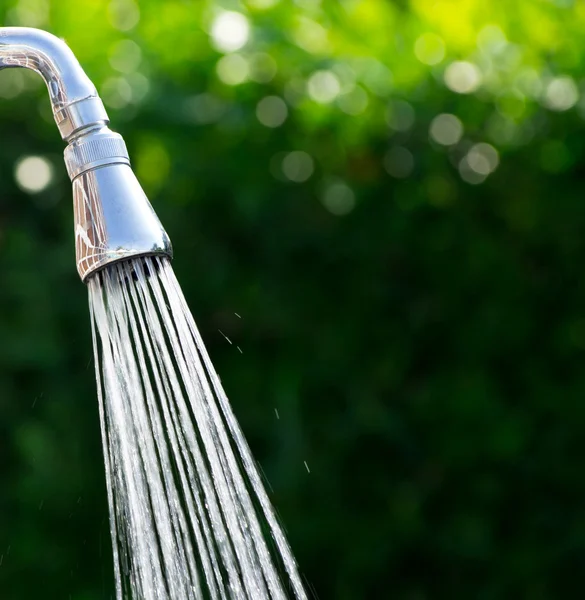 Ducha tropical refrescante — Foto de Stock