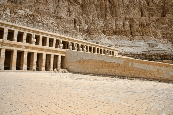 Хатшепсут поблизу Луксор в Єгипті — стокове фото