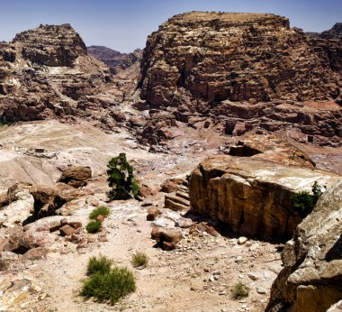 Petra 'daki kaya oluşumları