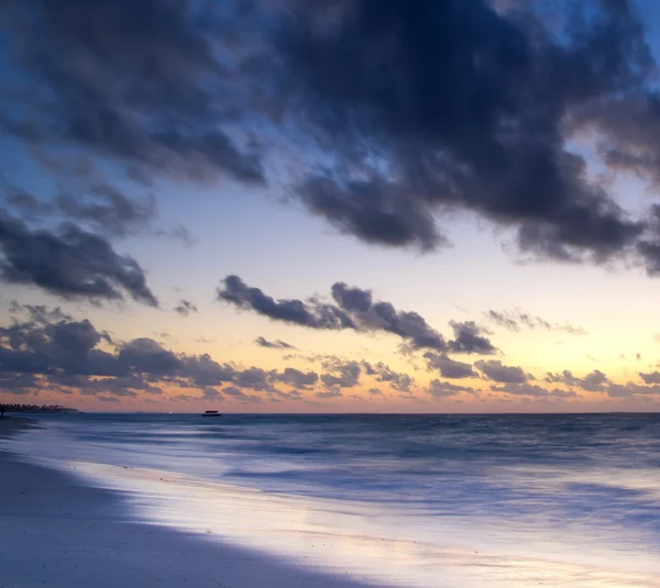 Sunset above the sea — Stock Photo, Image