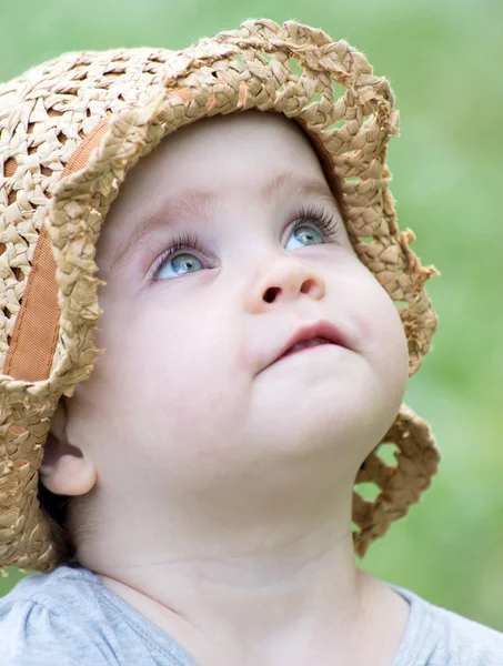 Baby girl outdoors at summer — Stock Photo, Image