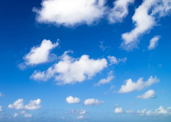 Blauwe lucht Rechtenvrije Stockafbeeldingen