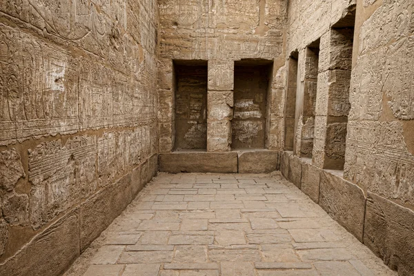 Templo de Medinat Habu em Luxor — Fotografia de Stock