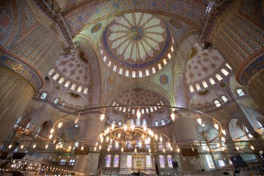 Istanbul 'da Sultanahmet Camii iç Osmanlı mimarisi
