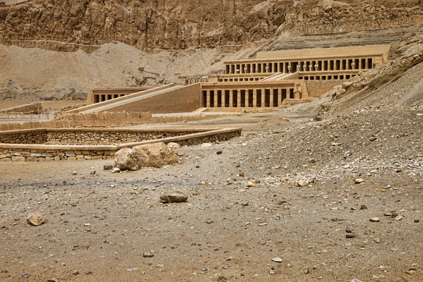 Hatšepsut nedaleko Luxoru v Egyptě — Stock fotografie