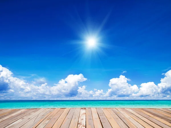 Playa y mar tropical — Foto de Stock