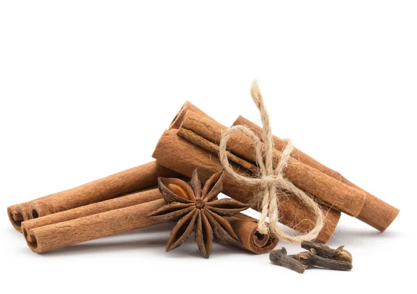 Anise and cinnamon — Stock Photo, Image