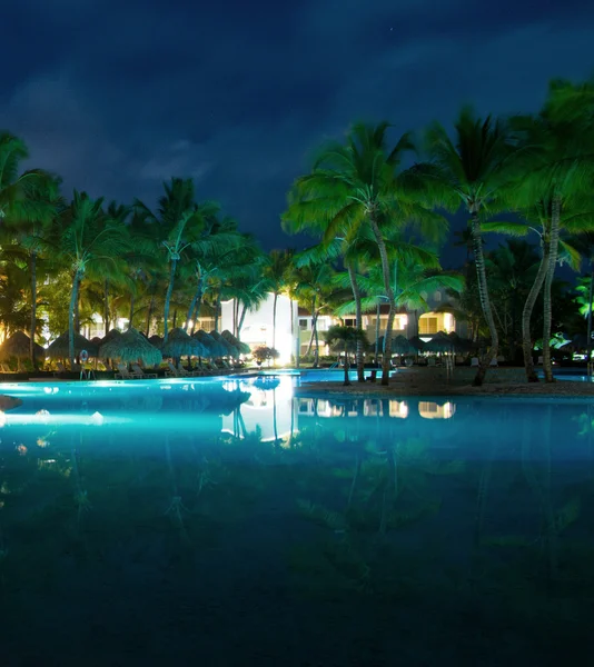 Swimming pool — Stock Photo, Image