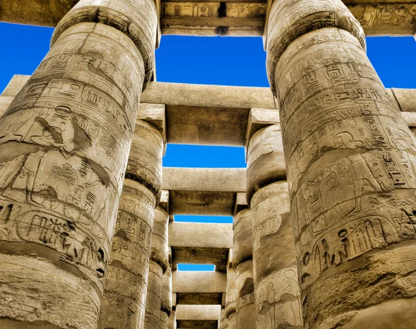 Säulen in karnak, Ägypten. — Stockfoto